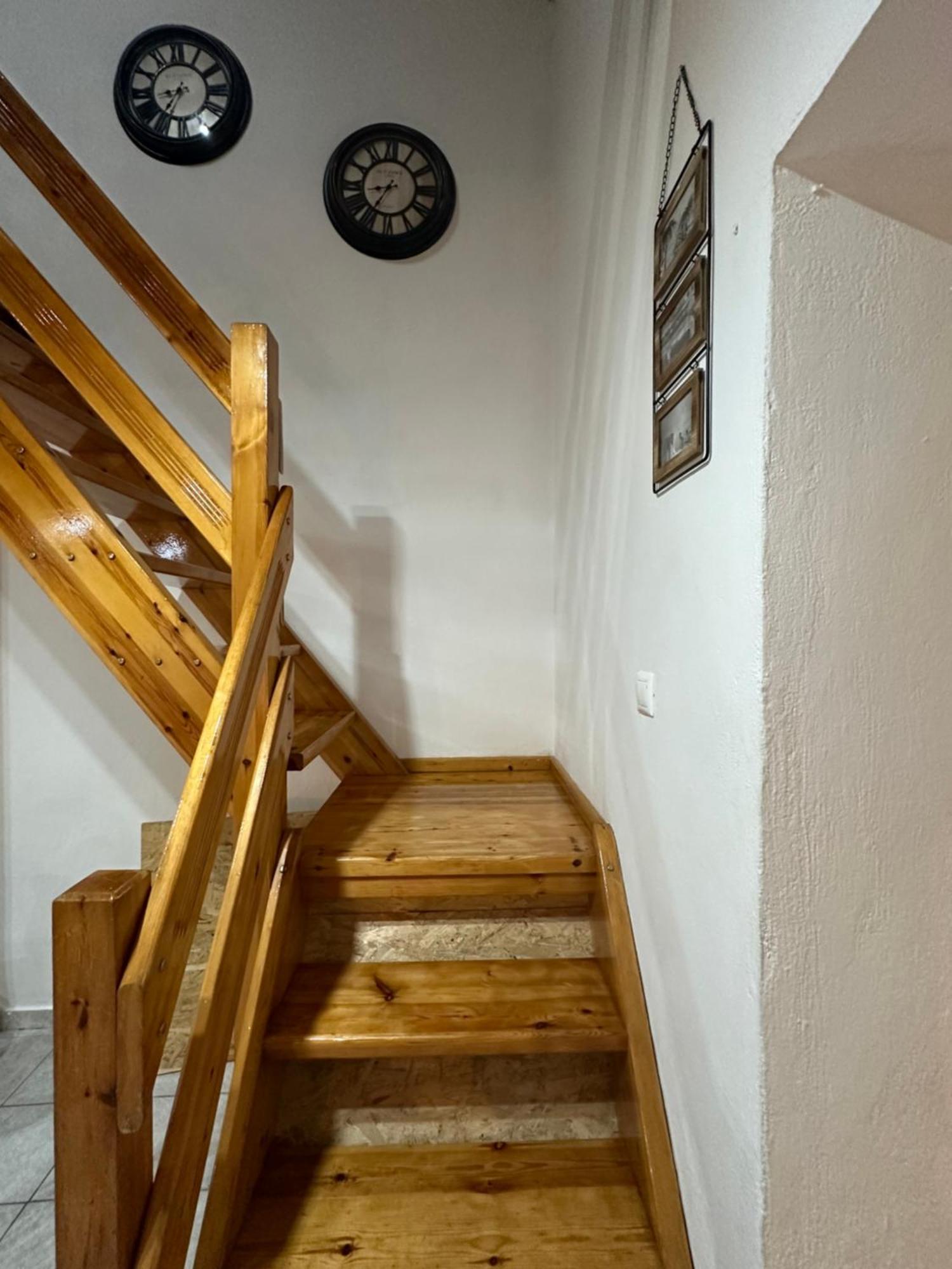 Maria' S Apartment Lavrio Exterior photo